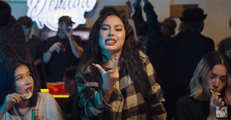 Vlogger Toni Fowler ordered arrested, posts bail .